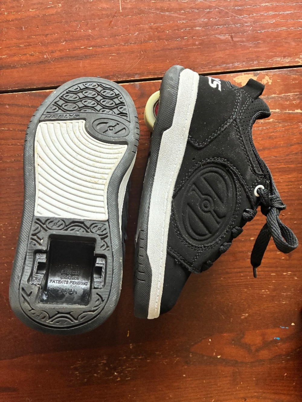Boys Heelys